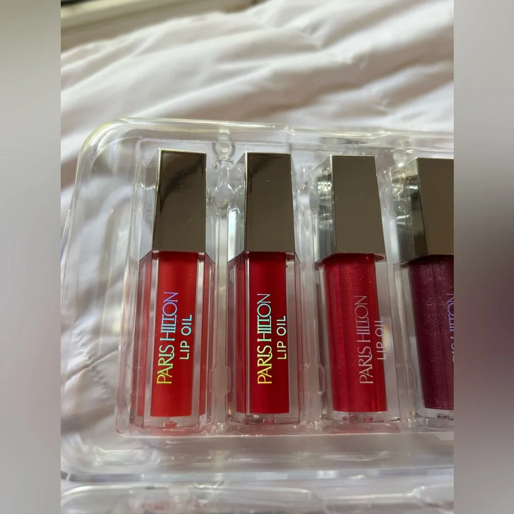 Paris Hilton Lip Oil Collection - Vibrant Shades